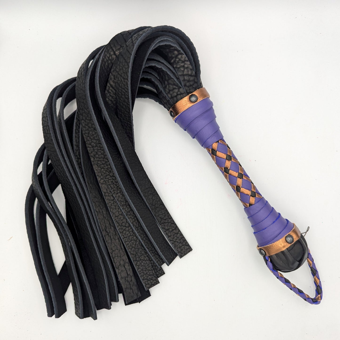 Bison Hide Flogger - Skórzany Flogger - Na zamówienie