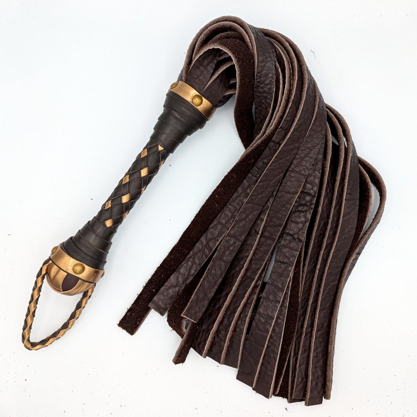 Bison Hide Flogger - Skórzany Flogger - Na zamówienie