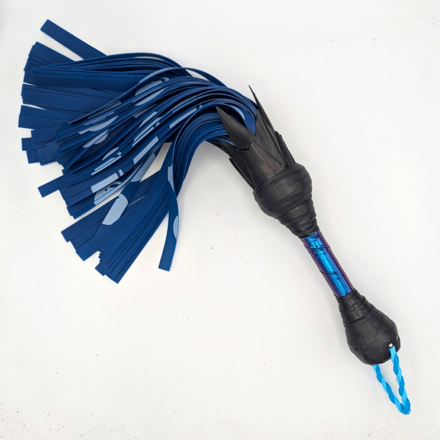 READY TO SHIP! – VEGAN Flogger – Silicone/Rubber – FRUBBL101625